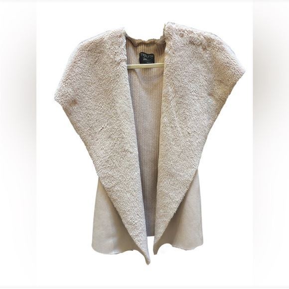 Twelth Love Suede Faux Fur Open Front Vest Sweater Size: M in Cream beige NW - Picture 2 of 10